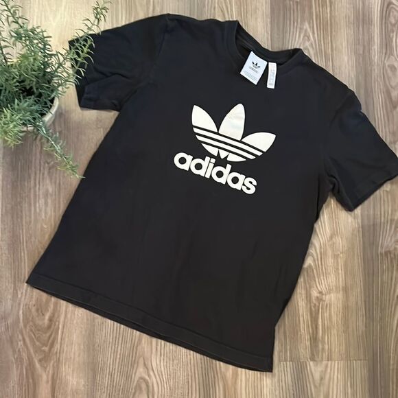 ADIDAS CLASSICS BLACK SHORT SLEEVE TEE WITH TREFOIL LOGO MENS SIZE SMALL - Picture 1 of 3